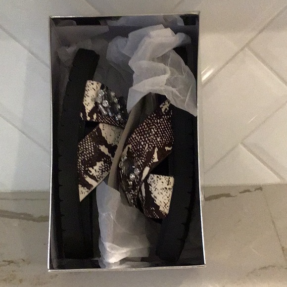 Amazing Kurt Geiger sandals NIB ๐๐ - Picture 8 of 8